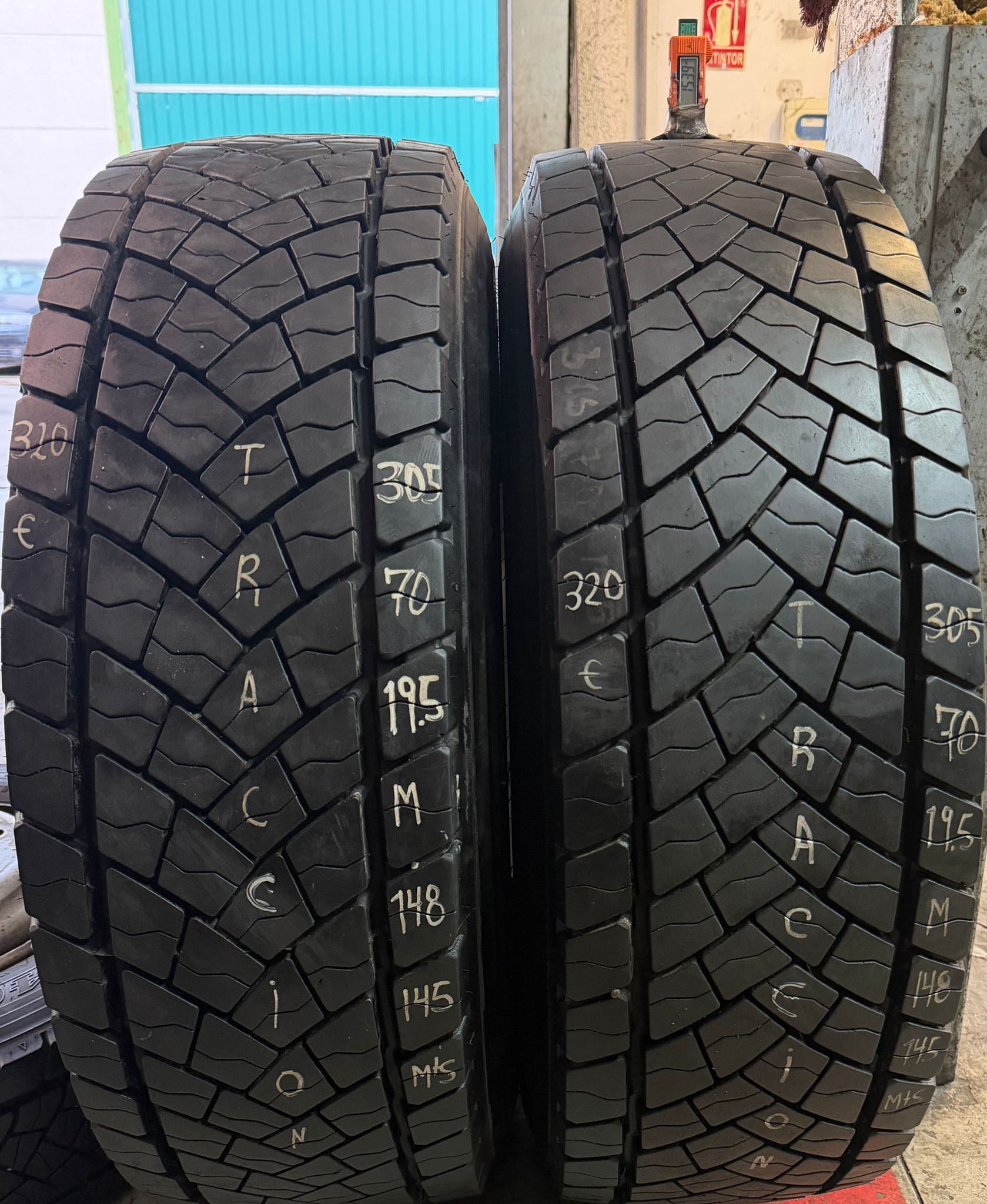 GOODYEAR Kmax D USADO M+S 305/70 R19.5 148/145 M