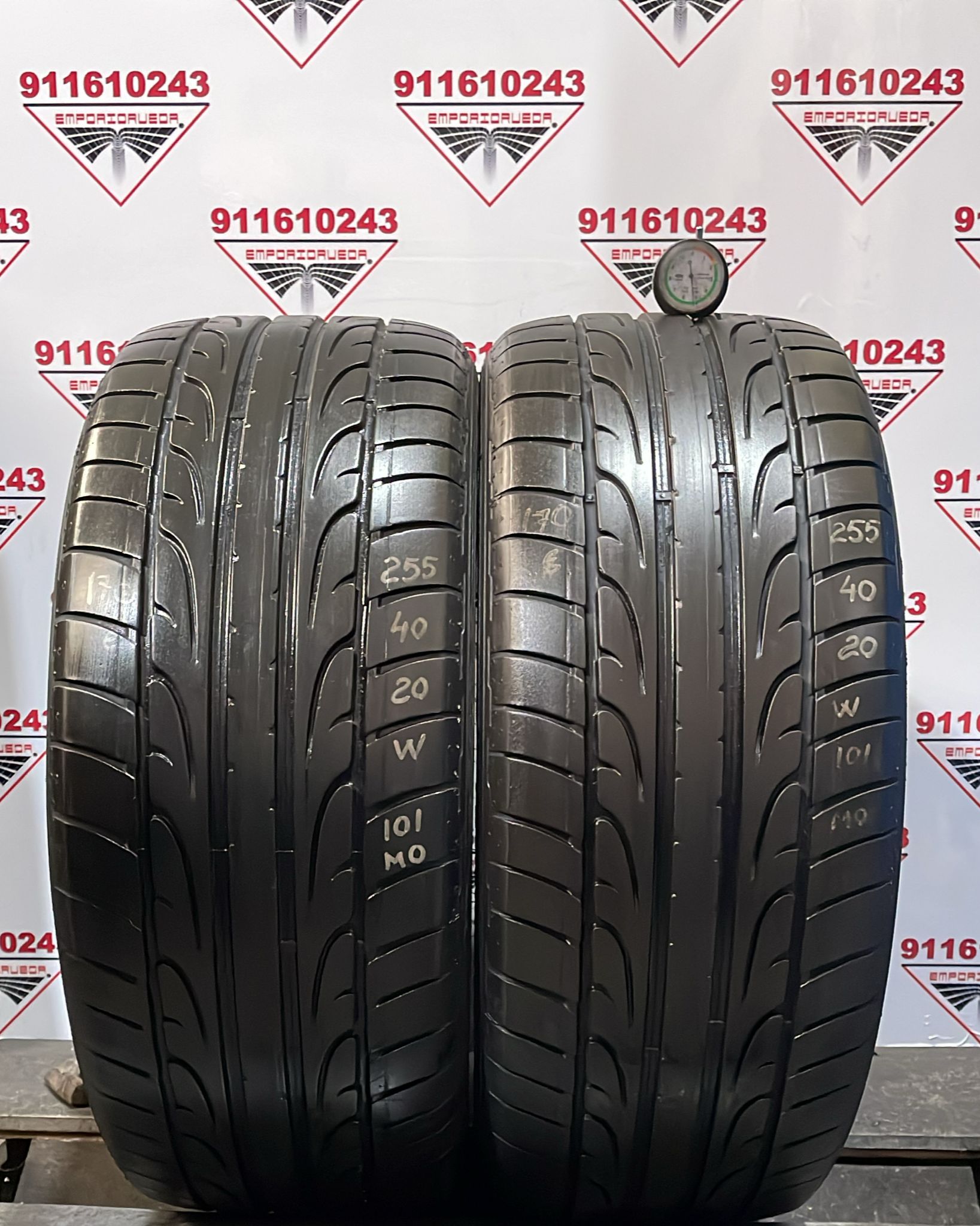 DUNLOP SPORT MAXX RT2 USADO  255/40 R20 101 W