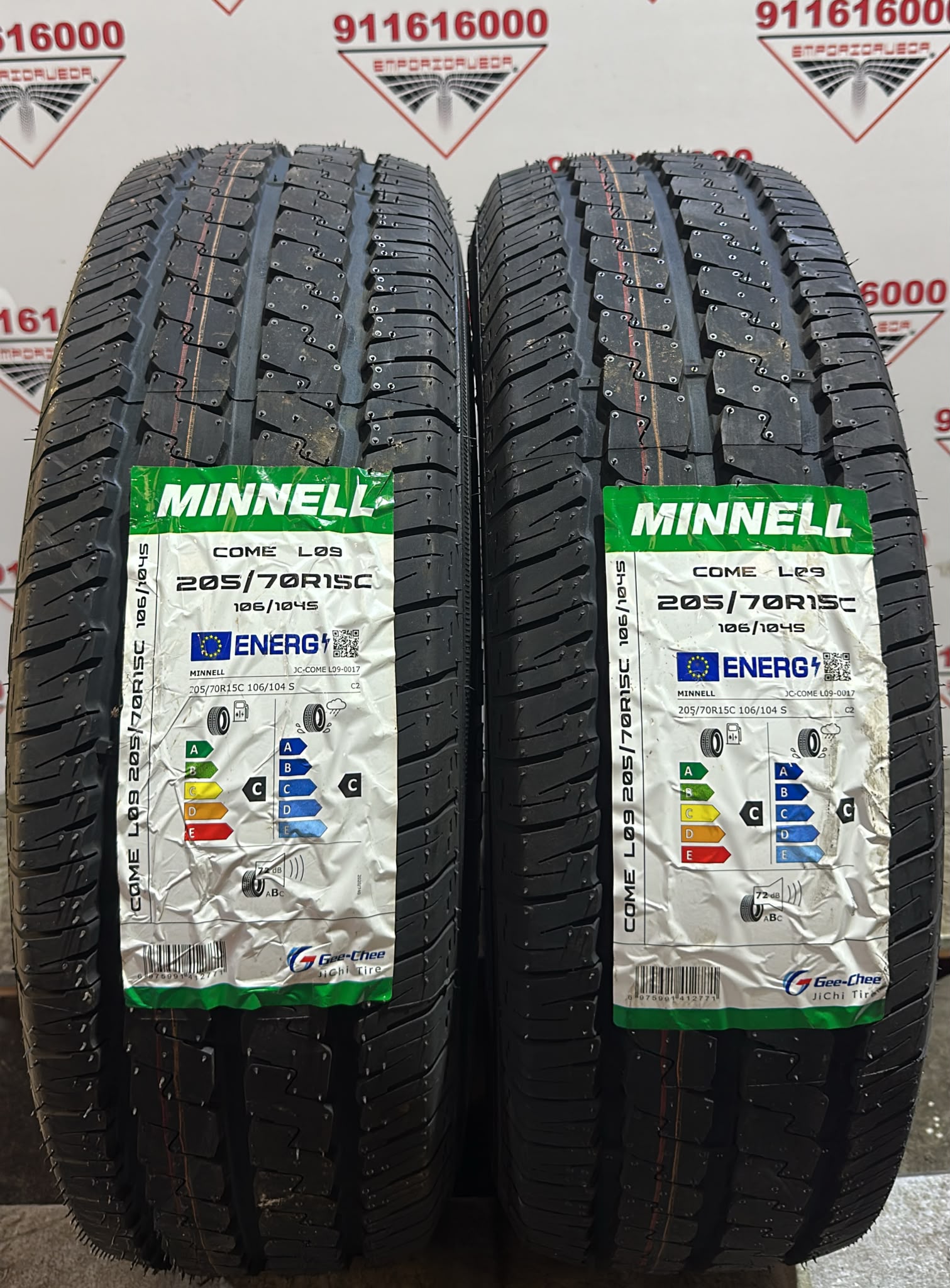 MINNELL  205/70 R15C 106/104 S