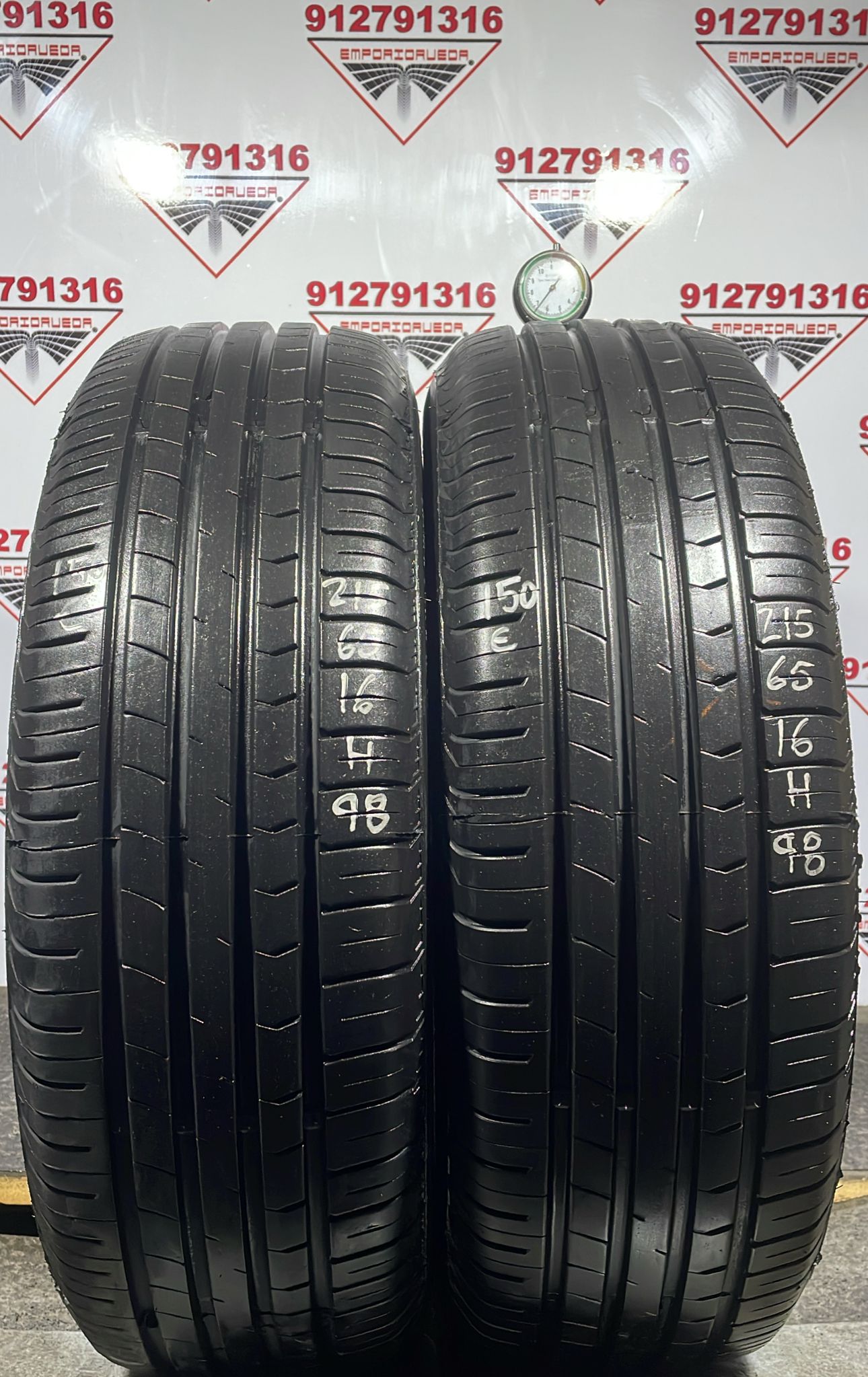 TRACMAX  USADO  215/65 R16 98 H